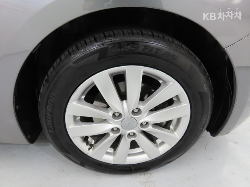 2014 - kia k3