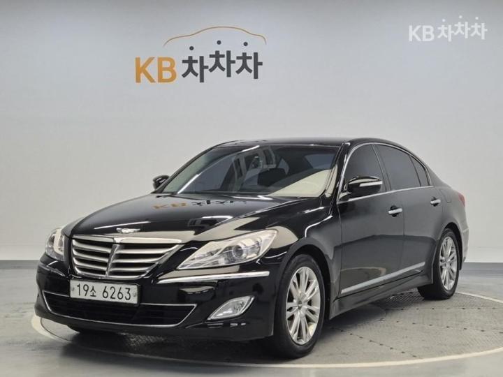 Hyundai Genesis BH330 LUXURY Base Type