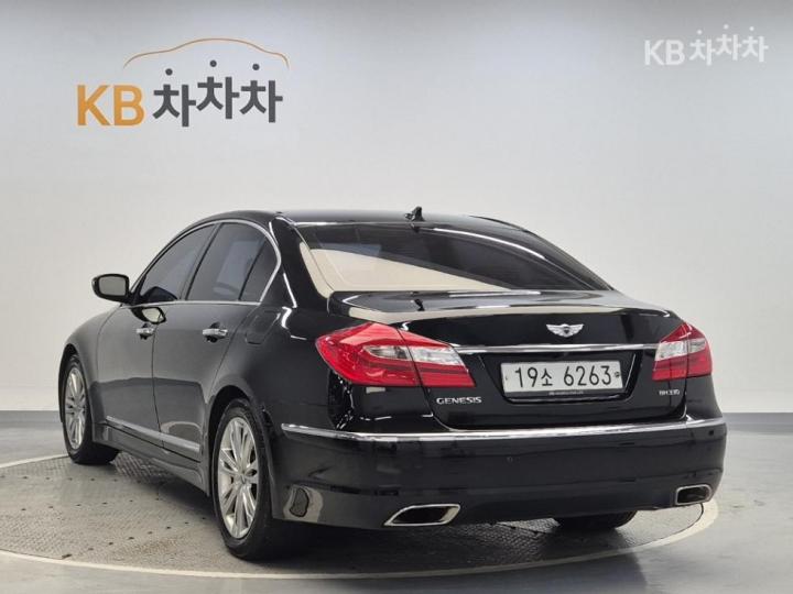 Hyundai Genesis BH330 LUXURY Base Type 3