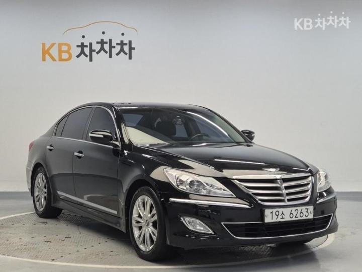 Hyundai Genesis BH330 LUXURY Base Type 5