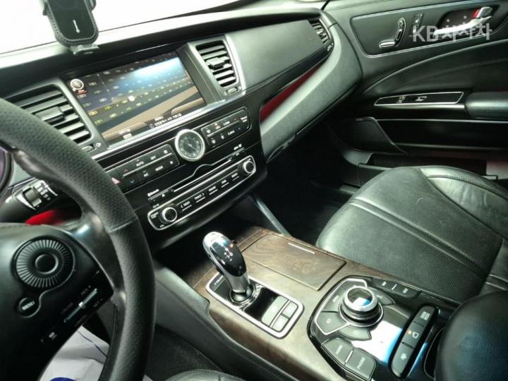 Kia K9 3.8 GDI Noblesse Special 10