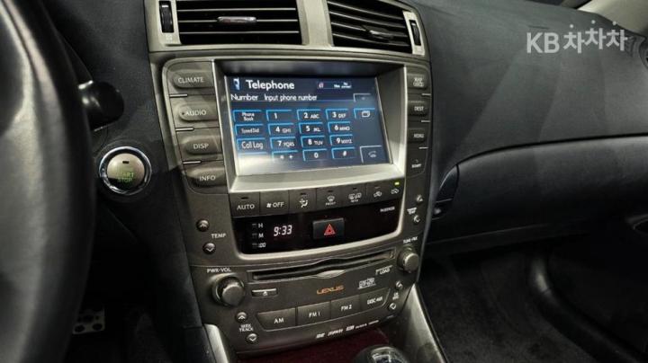 Lexus IS 250 Premium XE20 2005-2013 10