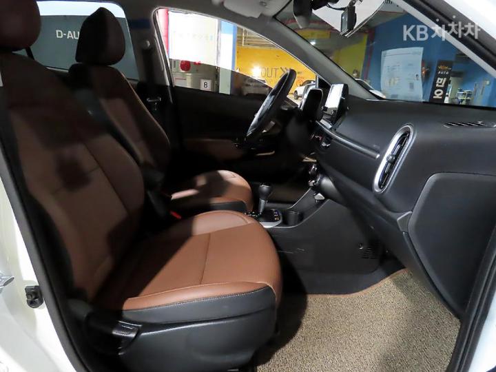 Kia Morning JA 1.0 Gasoline Prestige 9