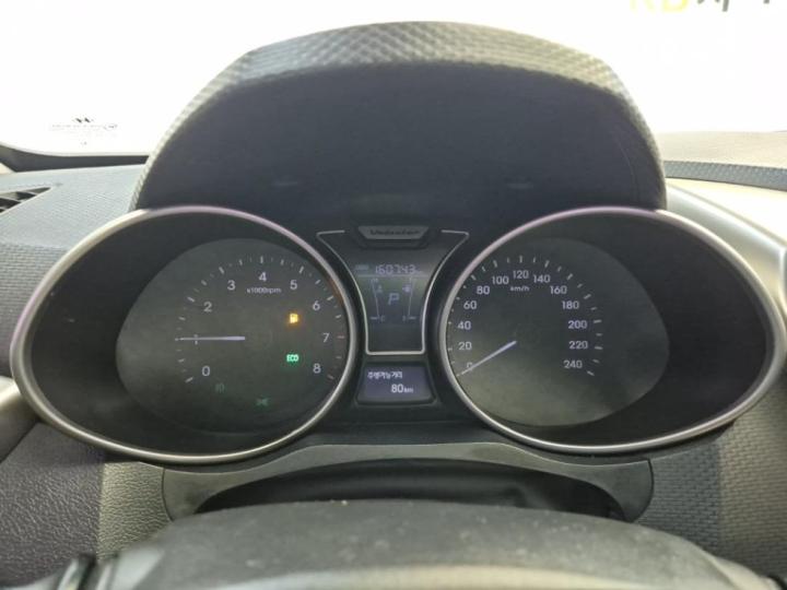 Hyundai Veloster Extreme 7