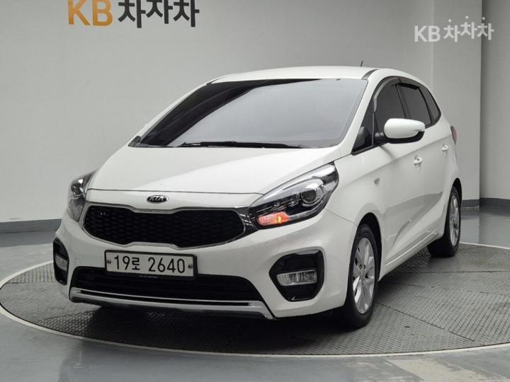 Kia Carens 2.0 LPI Luxury