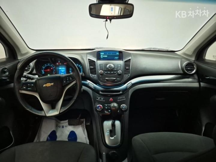 Chevrolet Orlando LPG LT Premium 8