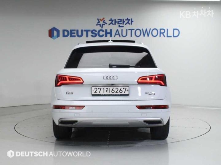 Audi Q5 The New FY 50 TDI Quattro Premium — фото 4