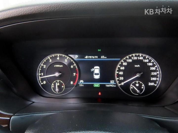 Genesis EQ900 3.8 GDI AWD Luxury 6