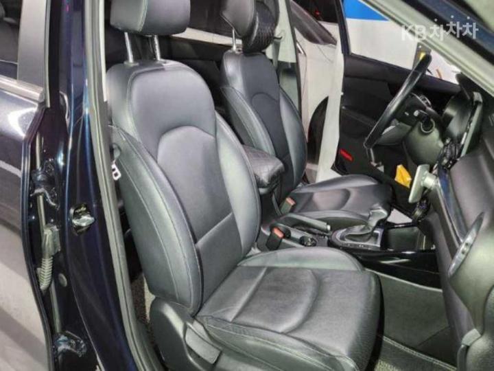 Kia K3 All New 1.6 Gasoline Noblesse — фото 4