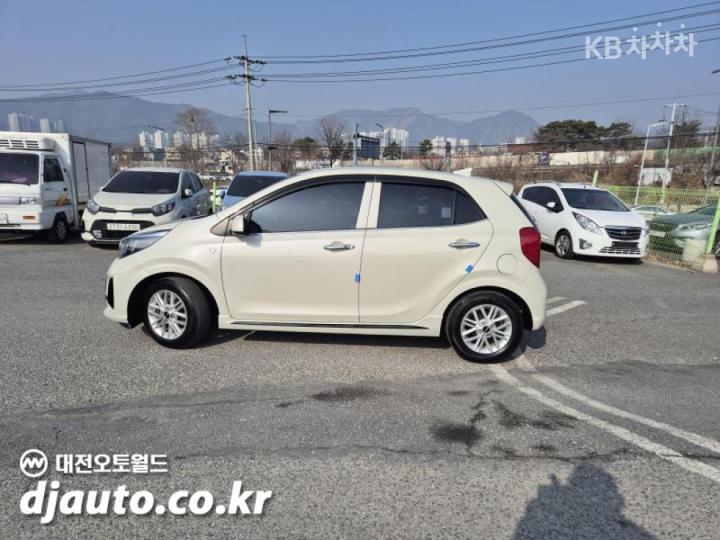 Kia Morning Urban JA 1.0 Gasoline Signature 4