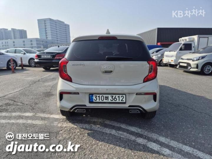 Kia Morning Urban JA 1.0 Gasoline Signature 6