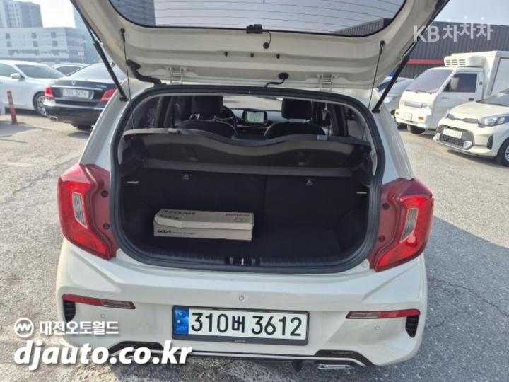Kia Morning Urban JA 1.0 Gasoline Signature 10