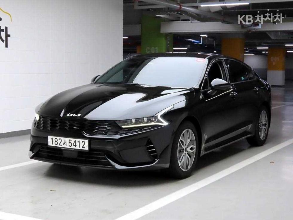 2023 - kia k5