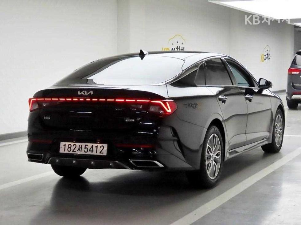 2023 - kia k5