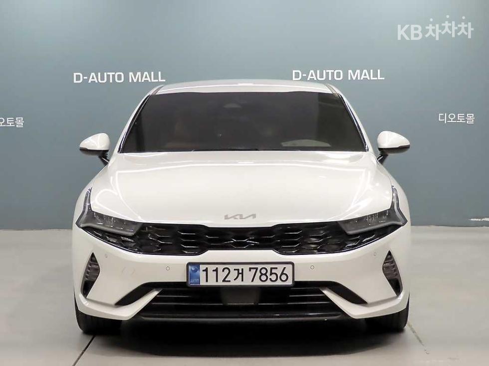 2023 - kia k5
