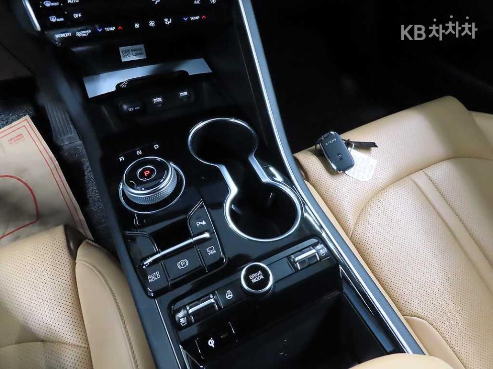 2023 - kia k5