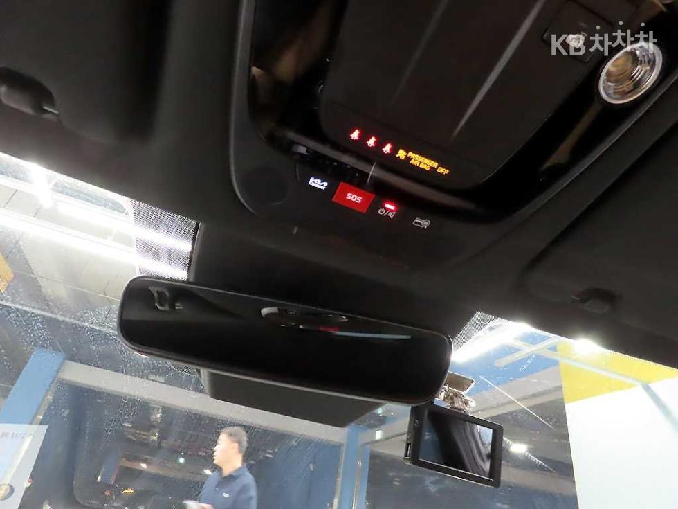 2023 - kia k5