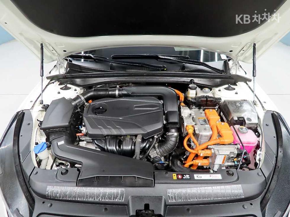 2023 - kia k5