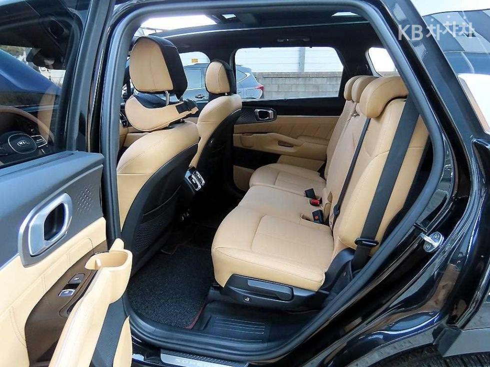 2021 - kia sorento