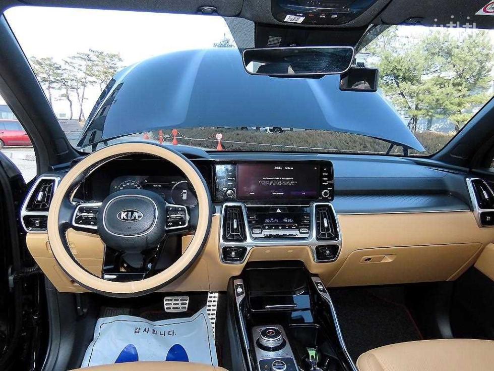 2021 - kia sorento