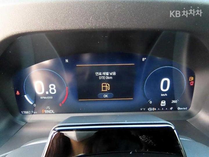 Ford Explorer Gasoline Turbo 2.3 AWD ST-Line 10