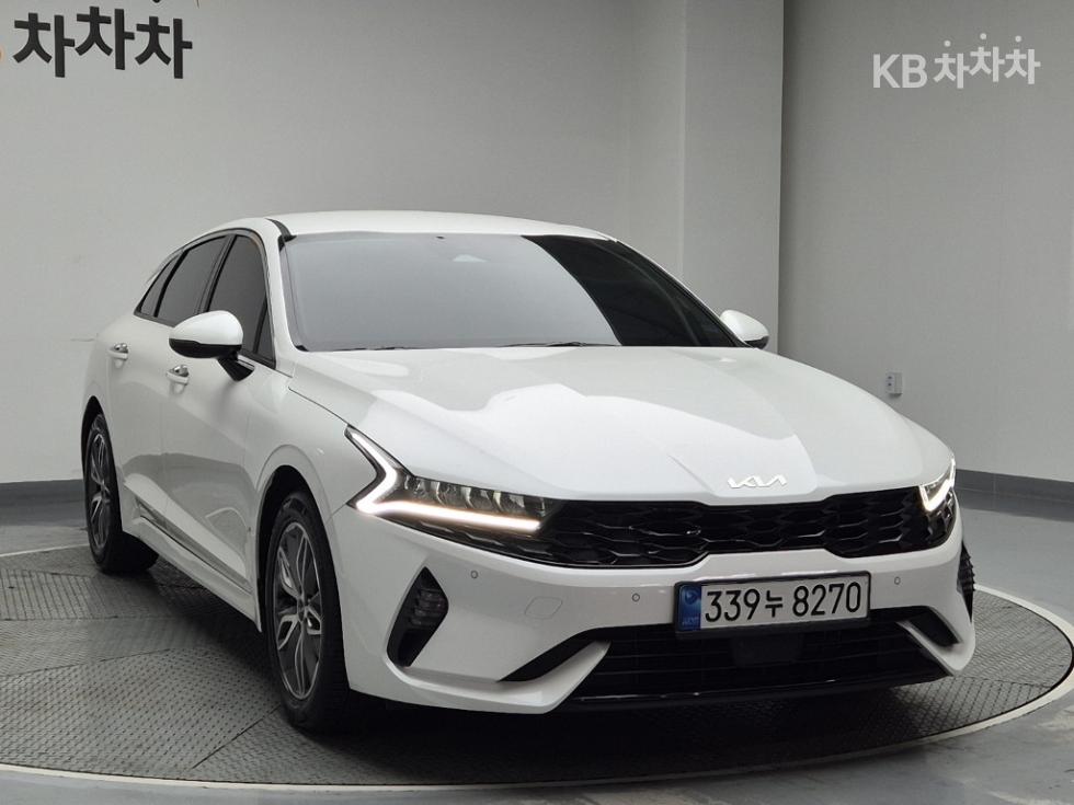 2023 - kia k5