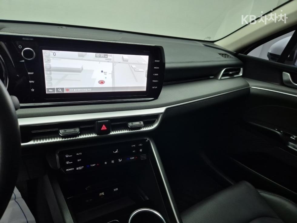 2023 - kia k5