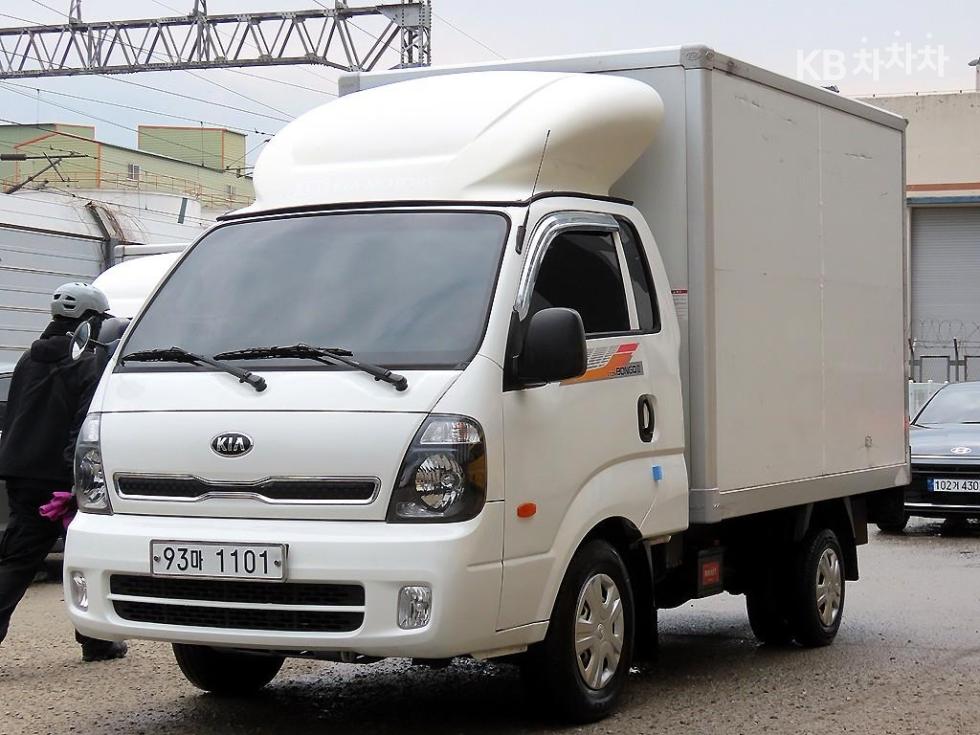 2019 - kia bongo iii