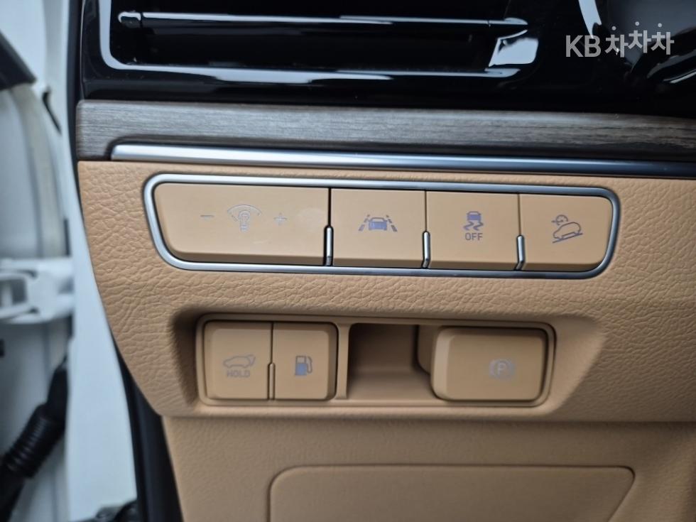 2020 - kia mohave