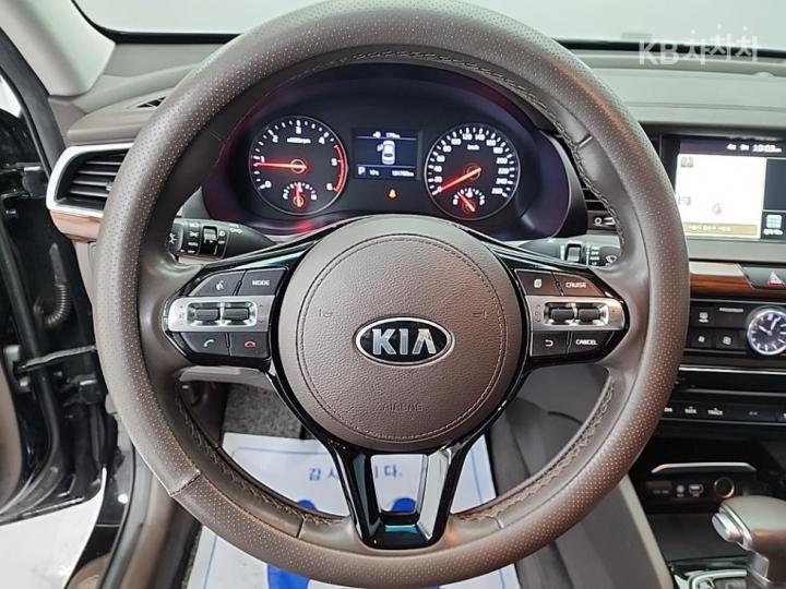 Kia K7 2.2 Diesel Prestige 10