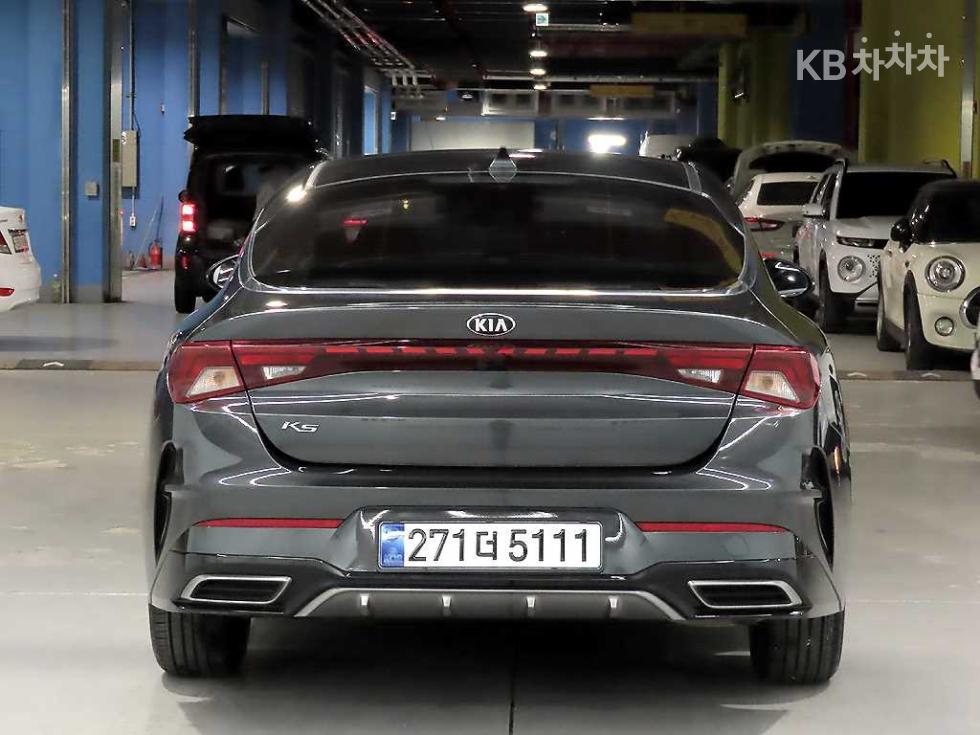 2021 - kia k5