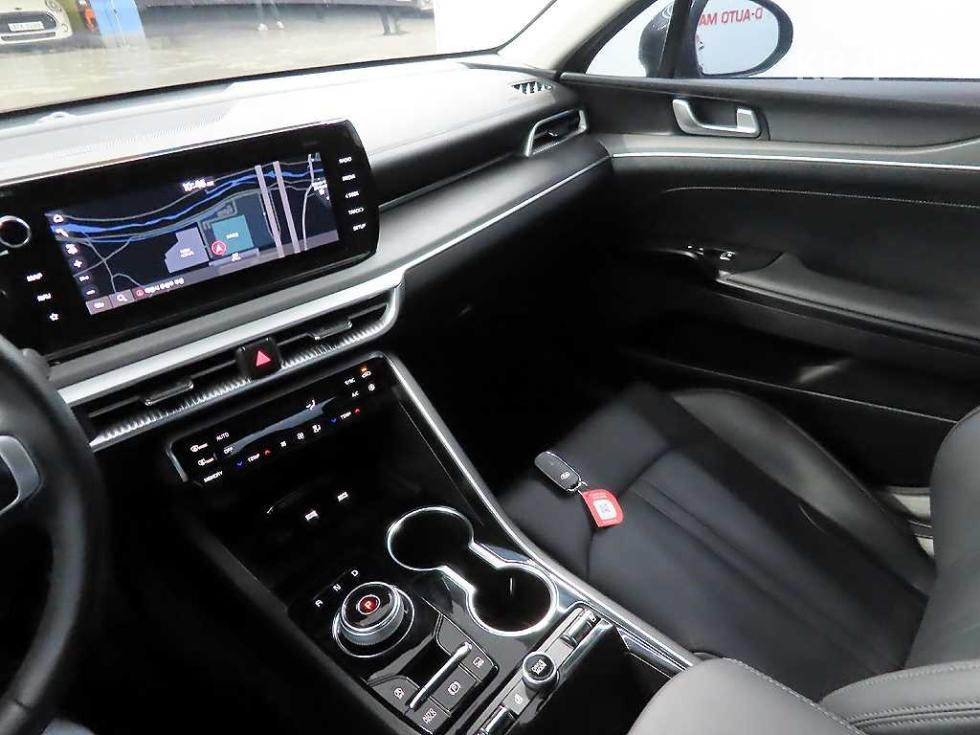 2021 - kia k5