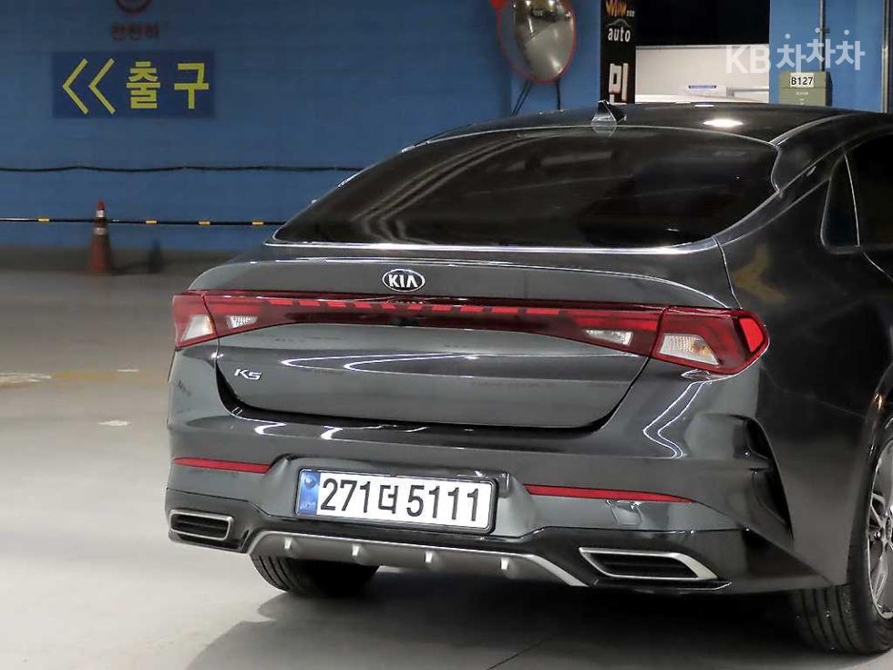2021 - kia k5