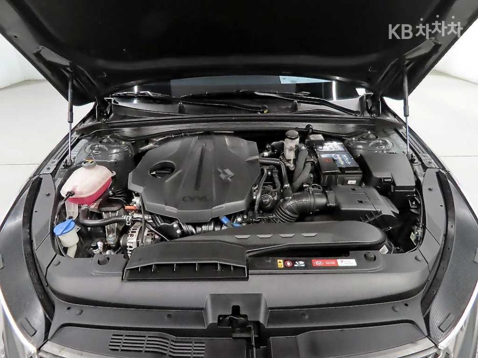 2021 - kia k5