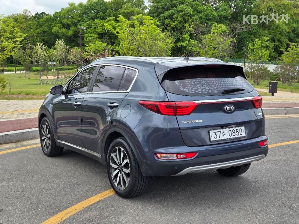 2016 - kia sportage