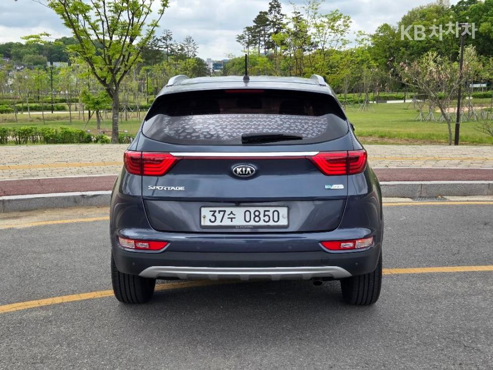 2016 - kia sportage