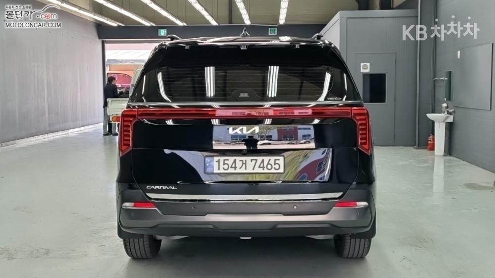 2025 - kia carnival