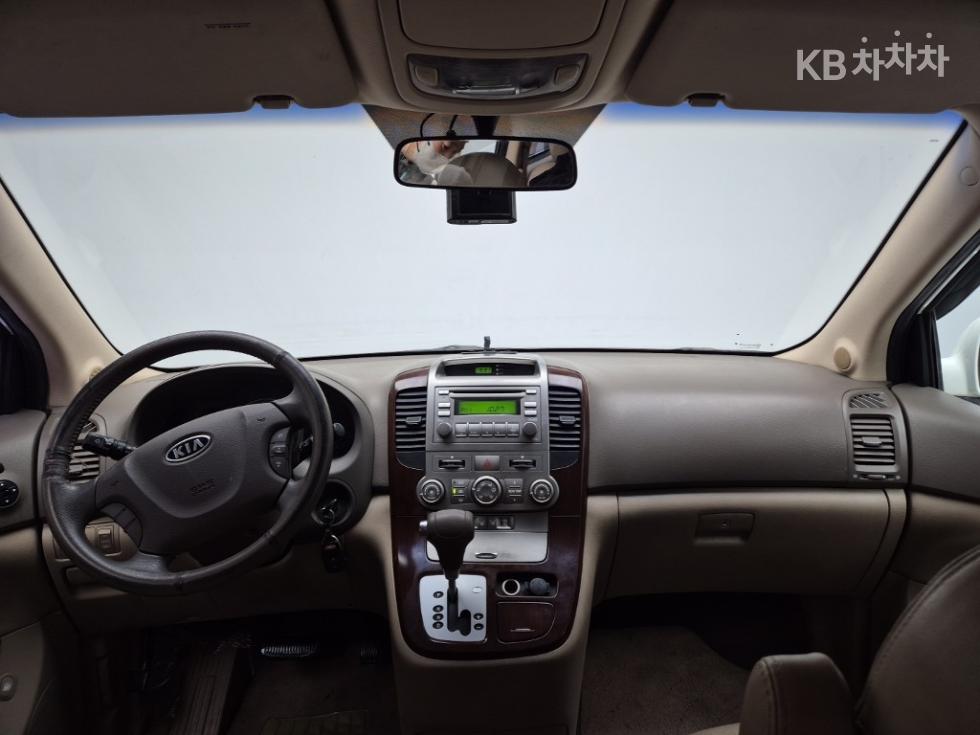 2008 - kia grand carnival