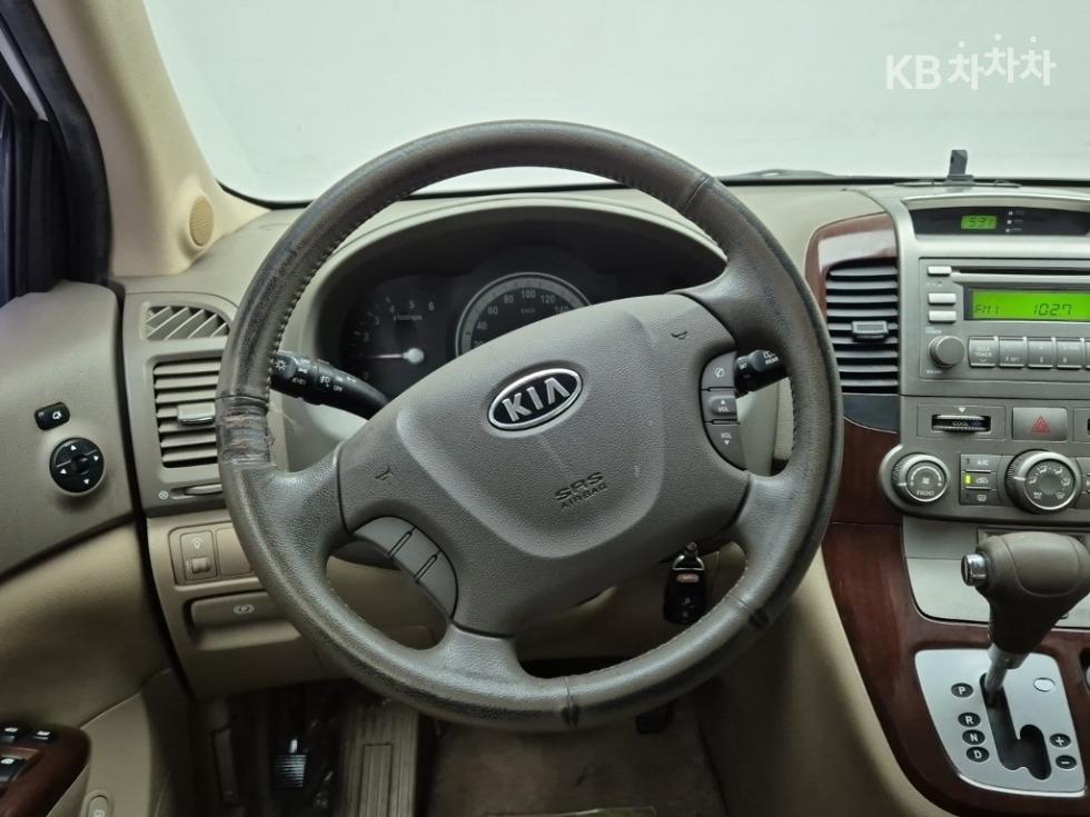 2008 - kia grand carnival