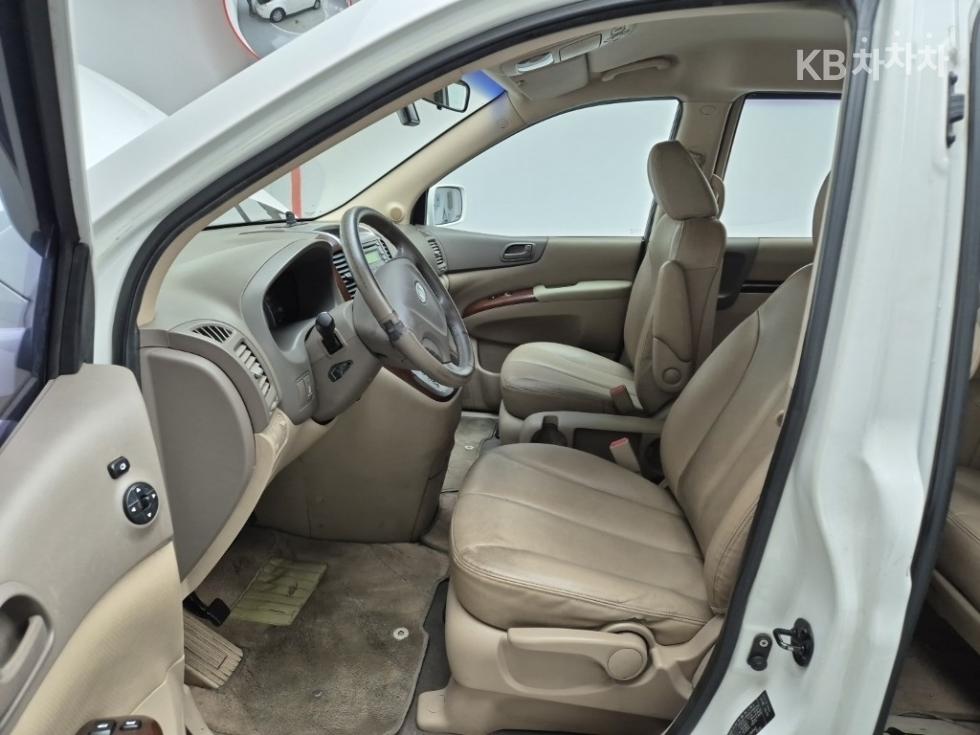 2008 - kia grand carnival