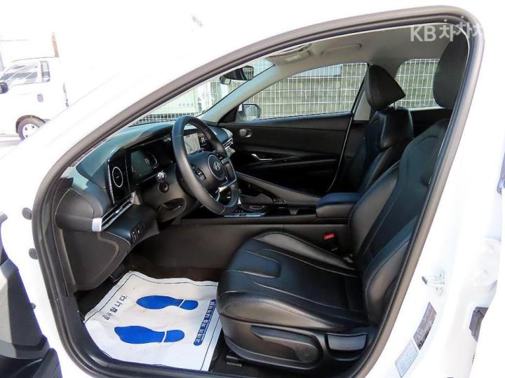 Hyundai Avante CN7 1.6 Gasoline Modern — фото 5