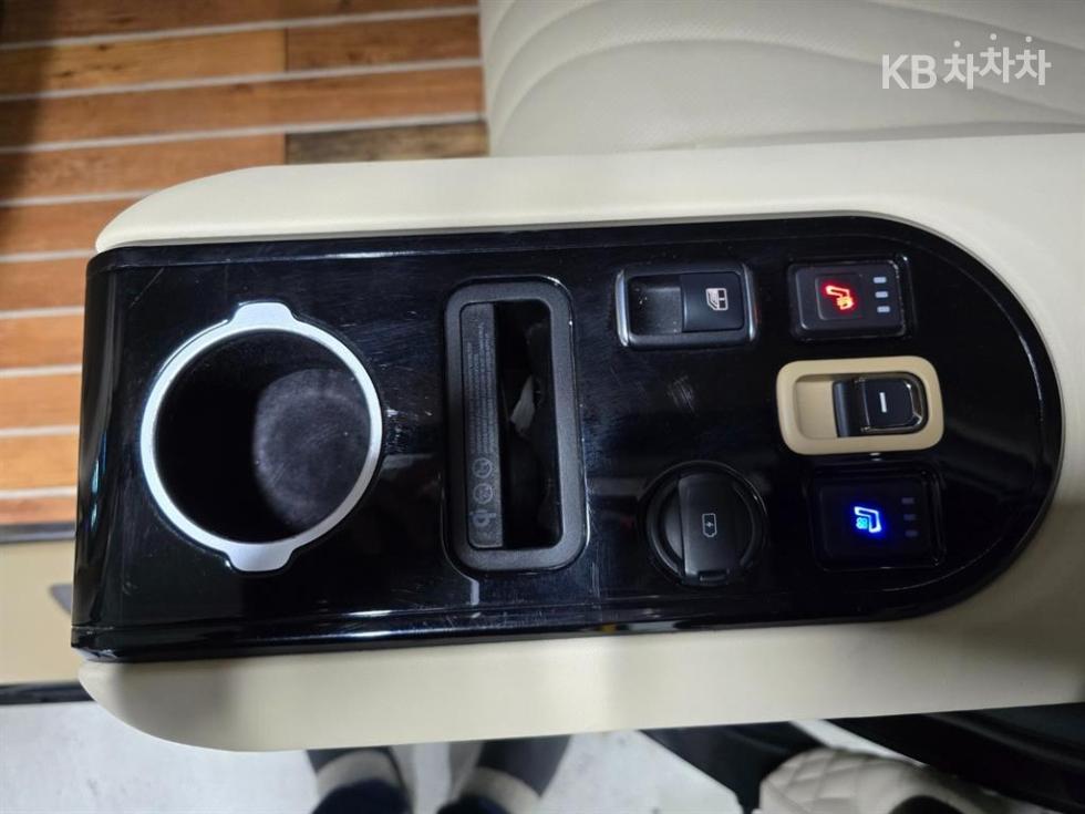 2020 - kia carnival