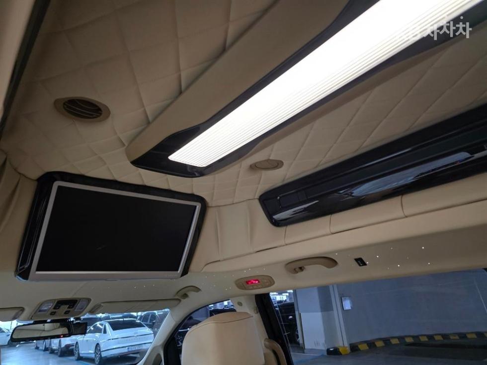 2020 - kia carnival