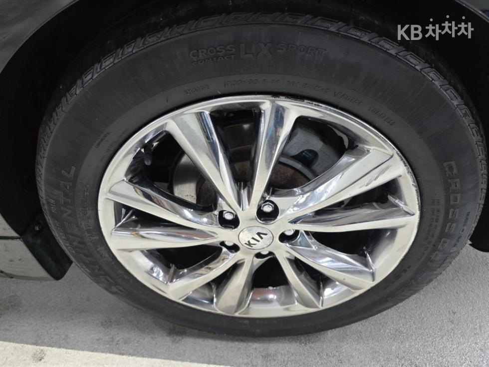 2020 - kia carnival