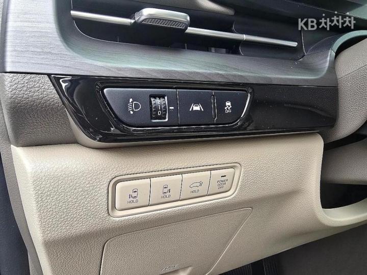 Kia Carnival D2.2 Noblesse 7
