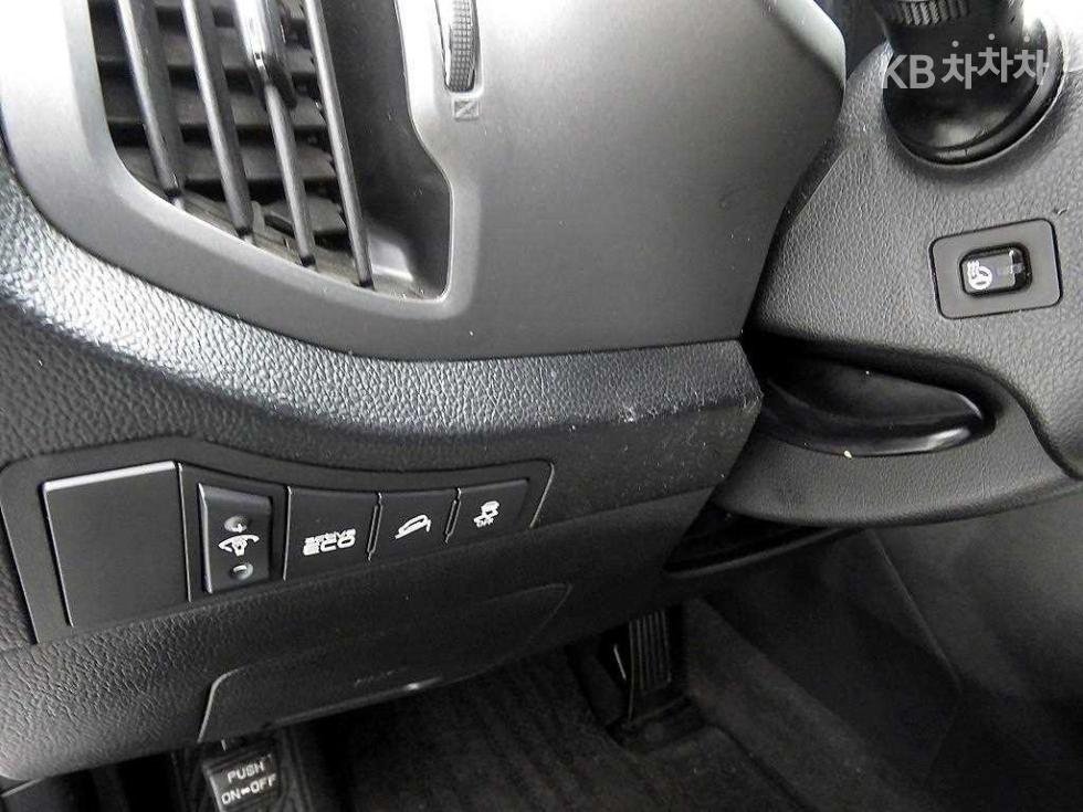 2012 - kia sportage