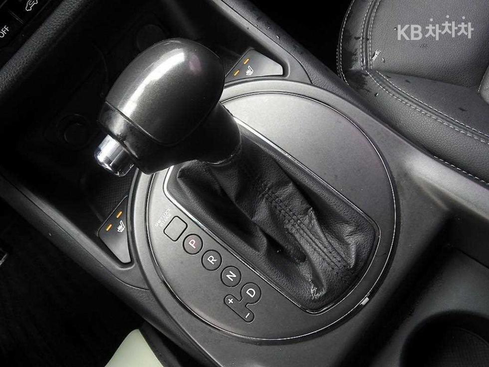 2012 - kia sportage