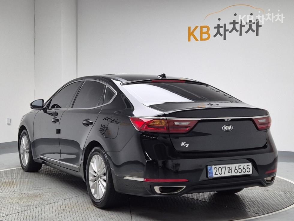 2016 - kia k7