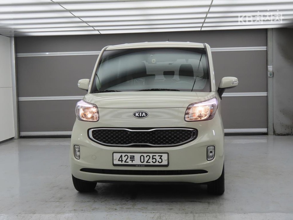 2012 - kia ray
