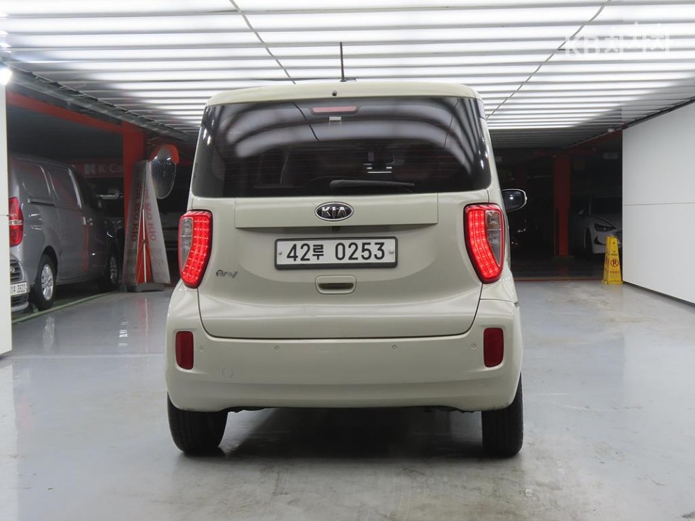 2012 - kia ray